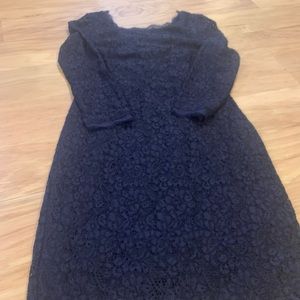 Adrianna Papell for E! Red carpet Navy lace dress with sleeves and zip back sz 6